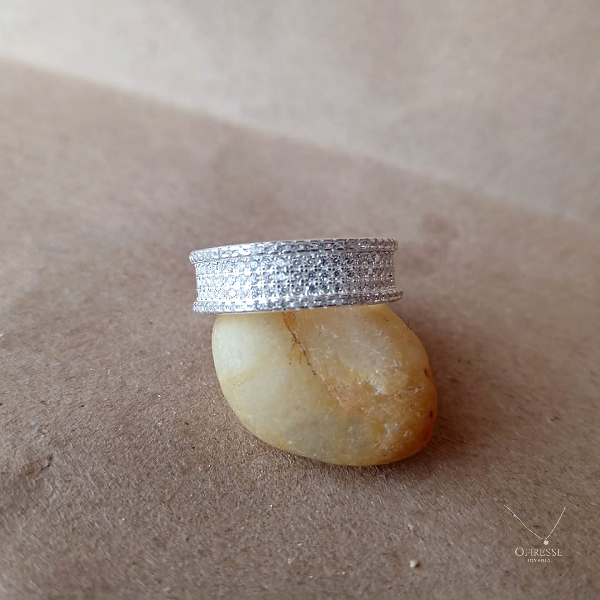 Anillo pavé Ofirésse ancho en plata